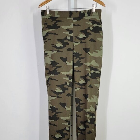 Banana Republic Pants - BANANA REPUBLIC camo hayden pants Sz 8